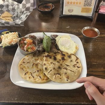 Delmy's Pupuseria - Salvadoran Near Me - Austin, Texas