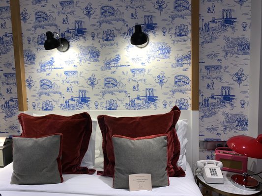 Brown's Central Hotel by null