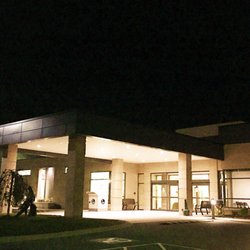 Bowling Green Public Library - Library entrance