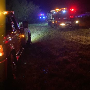 Lee's Wrecker Service - Towing Near Me - Florence, Texas Lee's Wrecker Service - Towing Near Me - Florence, Texas