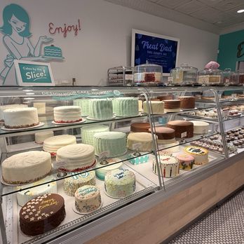 SusieCakes - Fort Worth - Inside - Cupcakes Near Me - Fort Worth, Texas SusieCakes - Fort Worth - Inside - Cupcakes Near Me - Fort Worth, Texas