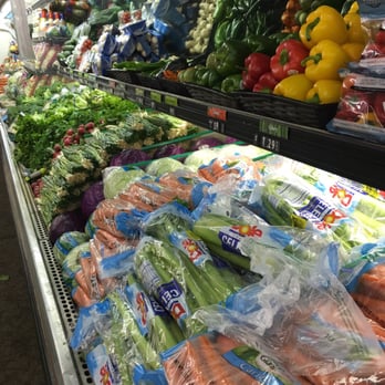 Frazier Park Market - Fresh produce. 9/26/2015 - Grocery Near Me - Frazier Park, California Frazier Park Market - Fresh produce. 9/26/2015 - Grocery Near Me - Frazier Park, California