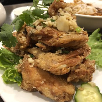 Phnom Penh - Garlic fried chicken - Cambodian Near Me - Vancouver, British Columbia Phnom Penh - Garlic fried chicken - Cambodian Near Me - Vancouver, British Columbia
