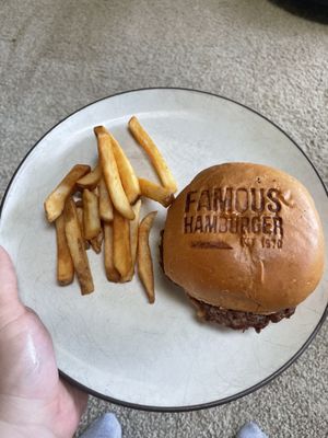 Famous Hamburger by null