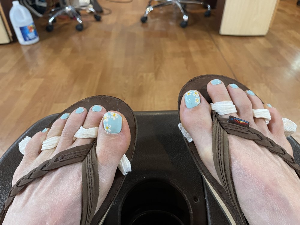 D & D Nails 2
