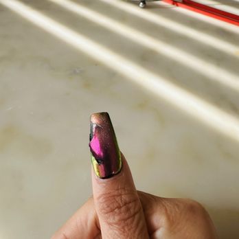 Magic Nails Oakbrook Terrace - Chipped within 4days from Coco NailBar in South Elgin. - Nail Salons Near Me - Oakbrook Terrace, Illinois