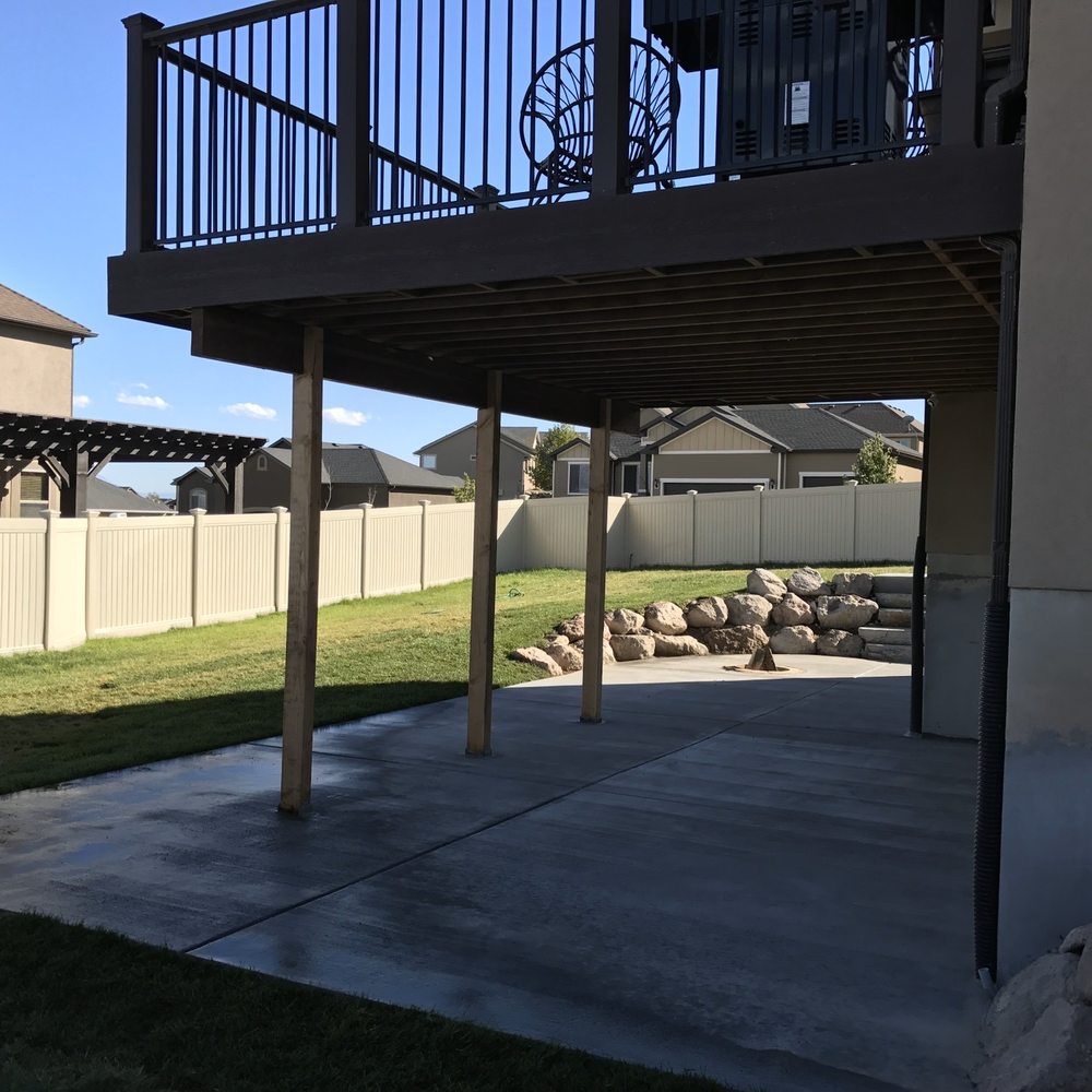 Huskie'z Landscaping - Back yard - Landscaping Near Me - Bluffdale, Utah Huskie'z Landscaping - Back yard - Landscaping Near Me - Bluffdale, Utah