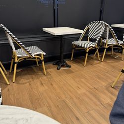 Paris Baguette - Every table was dirty. We had to clean our own table to be able to sit.