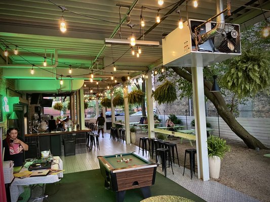 Central Park Bar by null