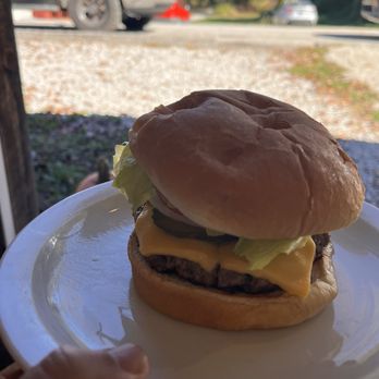 B & B Market - Cheeseburger with the works - Burgers Near Me - LaFollette, Tennessee B & B Market - Cheeseburger with the works - Burgers Near Me - LaFollette, Tennessee