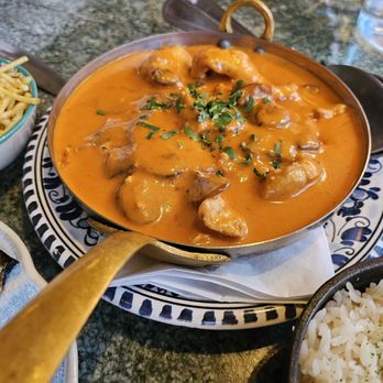 Capoeira Restaurant - Chicken stroganoff - Brazilian Near Me - Jersey City, New Jersey Capoeira Restaurant - Chicken stroganoff - Brazilian Near Me - Jersey City, New Jersey