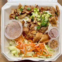 Le's Pho - 35. charbroiled pork vermicelli