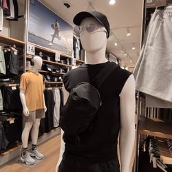 Uniqlo - Mens