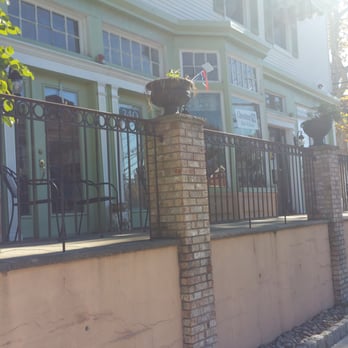 Chestnut Street Cafe & Eatery - Just passed the side entrance looking at the front of this goldmine of goodness... - Coffee & Tea Near Me - Nutley, New Jersey