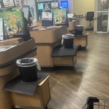 Big Y - Grocery Near Me - Walpole, Massachusetts