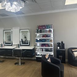 J Joseph Salon - Beautiful Salon