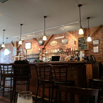 Eddie's Roadhouse - New American Near Me - Warwick, New York