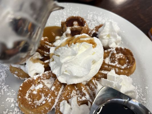 Pegs Glorified Ham n Eggs - Sahara Ave by null