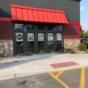 Famous Dave's Bar-B-Que - Barbeque Near Me - Reno, Nevada