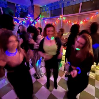 Susie's - Amazing spot for dancing - Sandwiches Near Me - Richmond, Virginia Susie's - Amazing spot for dancing - Sandwiches Near Me - Richmond, Virginia