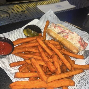 Claw Daddy's - Lobster Roll - Cajun/Creole Near Me - New York, New York Claw Daddy's - Lobster Roll - Cajun/Creole Near Me - New York, New York