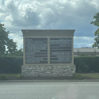 Gurnee Mills - Shopping Centers Near Me - Gurnee, Illinois Gurnee Mills - Shopping Centers Near Me - Gurnee, Illinois
