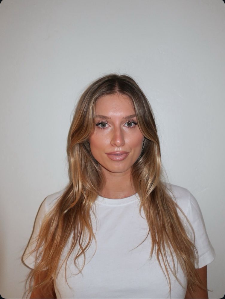 Monique Powers Beauty Boutique Logo