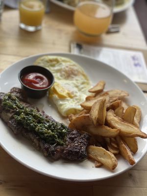 Briar Common Brewery + Eatery by null