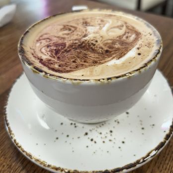 Madres Brunch - Breakfast & Brunch Near Me - Whittier, California