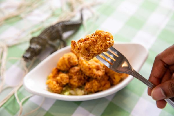 Le Bayou Restaurant & Oyster Bar by null
