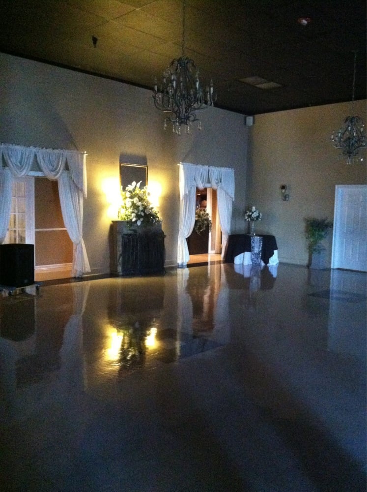 ROYAL VILLA RECEPTION & BANQUET HALL Updated October 2024 4560 Hwy 1, Raceland, Louisiana