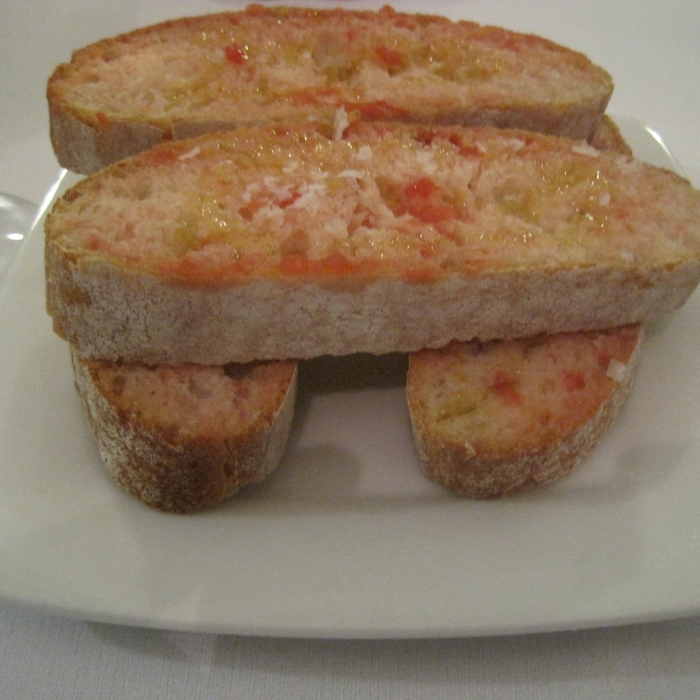 Can Climent Platillos - Pan con tomate. - Spanish Near Me - Begur, GI