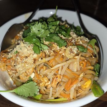 Starfish - Pad Thai, bland and dry - Asian Fusion Near Me - Scottsdale, Arizona Starfish - Pad Thai, bland and dry - Asian Fusion Near Me - Scottsdale, Arizona