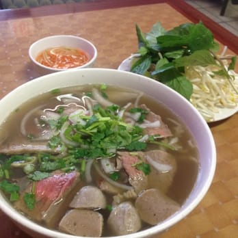 Pho Saigon - Very clean tasting beef pho.  Perfect proportion of spices and very fresh bean sprouts and jalapeño slices. - Vietnamese Near Me - West Hartford, Connecticut