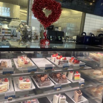 Paris Baguette - Bakeries Near Me - Richmond Hill, Ontario Paris Baguette - Bakeries Near Me - Richmond Hill, Ontario