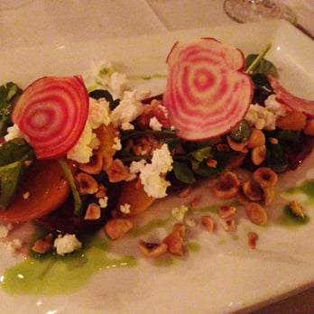 Nonnina - Barbabietole - roasted beets, goat cheese, watercress, hazelnuts, & pomegranate - Italian Near Me - Chicago, Illinois