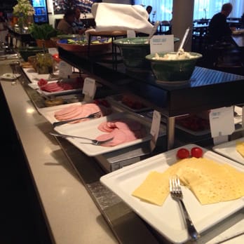 Scandic Crown - Dags för frukost! - Hotels Near Me - Göteborg, O