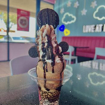 La Chime - Chime Cone #5 - Desserts Near Me - Fresno, California La Chime - Chime Cone #5 - Desserts Near Me - Fresno, California