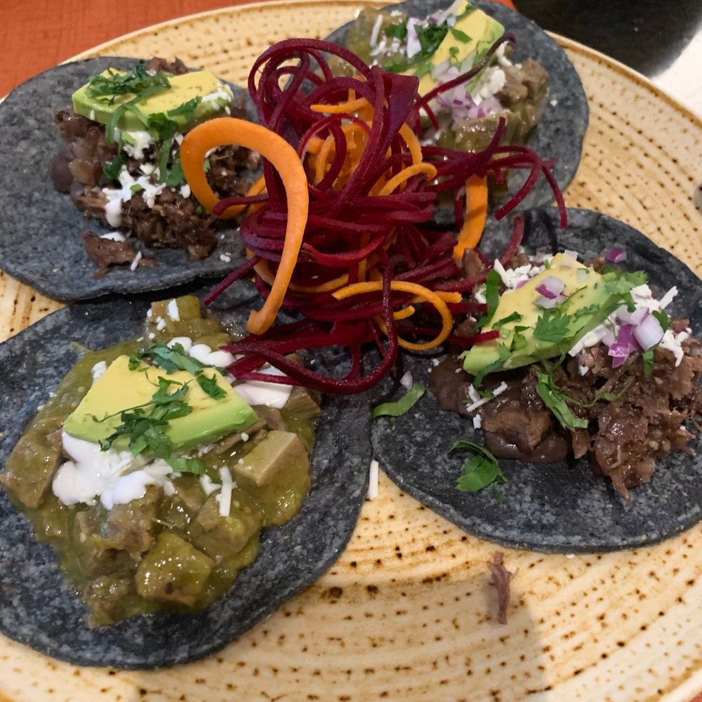Marenca - Mi amiga pidió los tacos (le llaman otra cosa) con tortilla de maíz azul con legua y carne. - Breakfast & Brunch Near Me - Tijuana, BCN Marenca - Mi amiga pidió los tacos (le llaman otra cosa) con tortilla de maíz azul con legua y carne. - Breakfast & Brunch Near Me - Tijuana, BCN