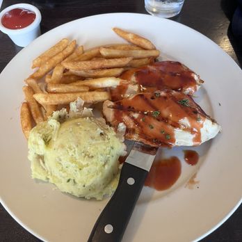 Cascade Grill - Flame Broiled Chicken with garlic mashed potatoes and fries - Steakhouses Near Me - Albany, Oregon Cascade Grill - Flame Broiled Chicken with garlic mashed potatoes and fries - Steakhouses Near Me - Albany, Oregon
