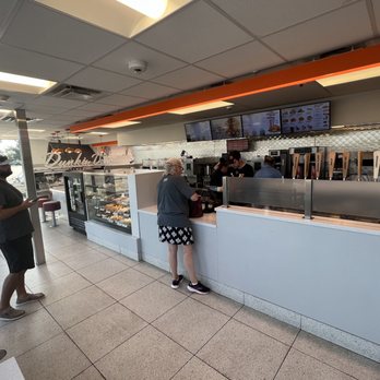 Dunkin' - Coffee & Tea Near Me - Quincy, Massachusetts Dunkin' - Coffee & Tea Near Me - Quincy, Massachusetts