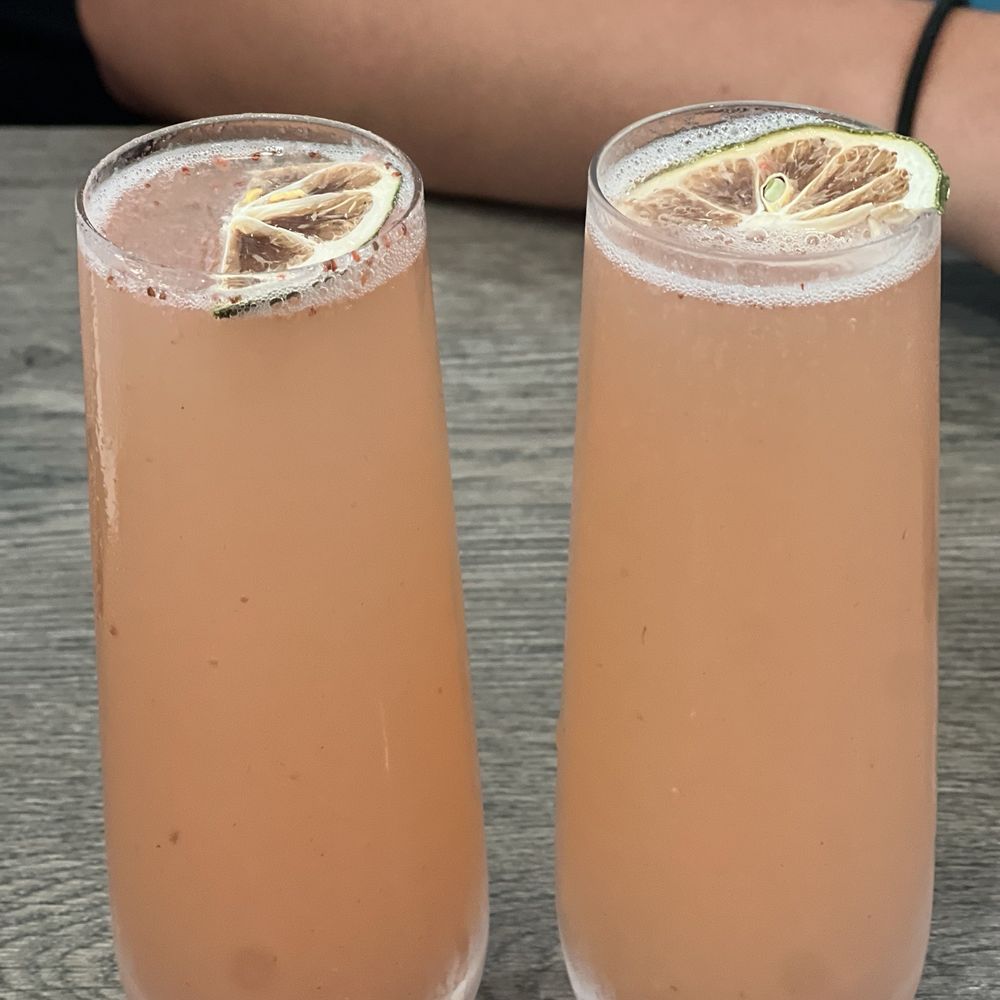 Burnt Toast - Strawberry Lemonade Mimosa's - Breakfast & Brunch Near Me - Algonquin, Illinois Burnt Toast - Strawberry Lemonade Mimosa's - Breakfast & Brunch Near Me - Algonquin, Illinois