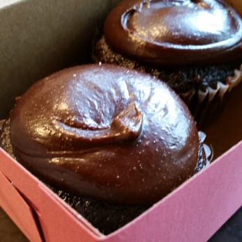 The Flying Cupcake - Bakeries Near Me - Indianapolis, Indiana The Flying Cupcake - Bakeries Near Me - Indianapolis, Indiana