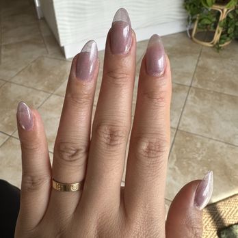 Nailsneedlove Studio - Cat eye gel-x color: presto morpheus - Nail Salons Near Me - Costa Mesa, California