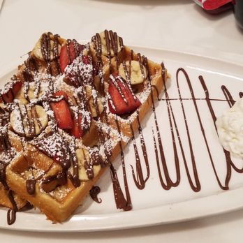 Omelet Bar - Choco Hazelnut Belgium Waffles - Breakfast & Brunch Near Me - Orlando, Florida