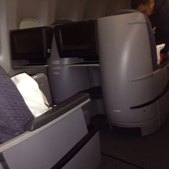 United Airlines - 767-300 service to SFO, first class seats. - Airlines Near Me - Honolulu, Hawaii United Airlines - 767-300 service to SFO, first class seats. - Airlines Near Me - Honolulu, Hawaii