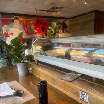 Kaze Sushi and Thai - Sushi bar - Thai Near Me - Chicago, Illinois Kaze Sushi and Thai - Sushi bar - Thai Near Me - Chicago, Illinois