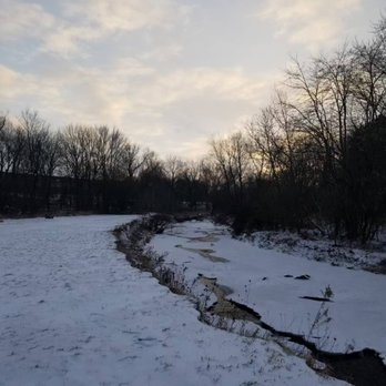 Walter Bean Grand River Trail - Winter - Hiking Near Me - Kitchener, Ontario Walter Bean Grand River Trail - Winter - Hiking Near Me - Kitchener, Ontario
