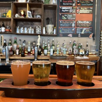 Earth Eagle Tavern - Beer flight - Breweries Near Me - Portsmouth, New Hampshire
