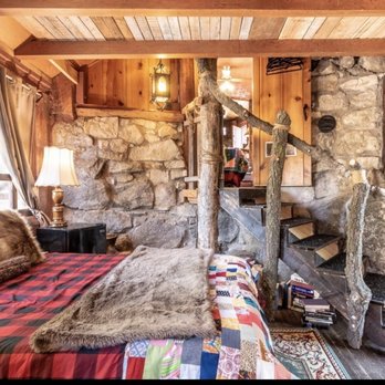 Rockwood Cabins - Bed & Breakfast Near Me